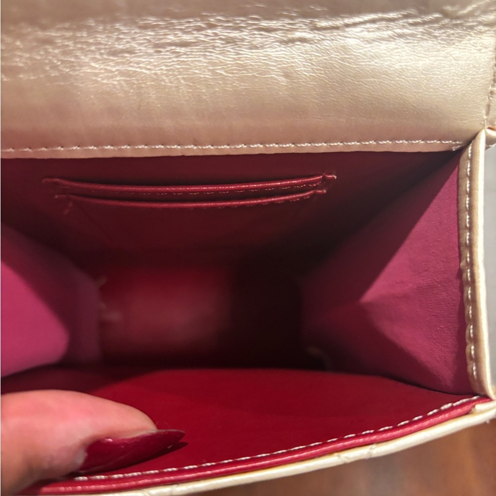 Fashion Quilted Crossbody Bag - Picture 6 of 9
